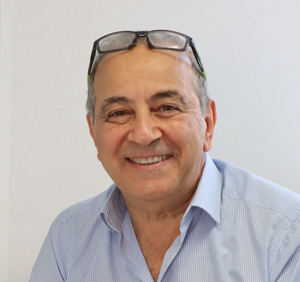Dr Élias Khoury